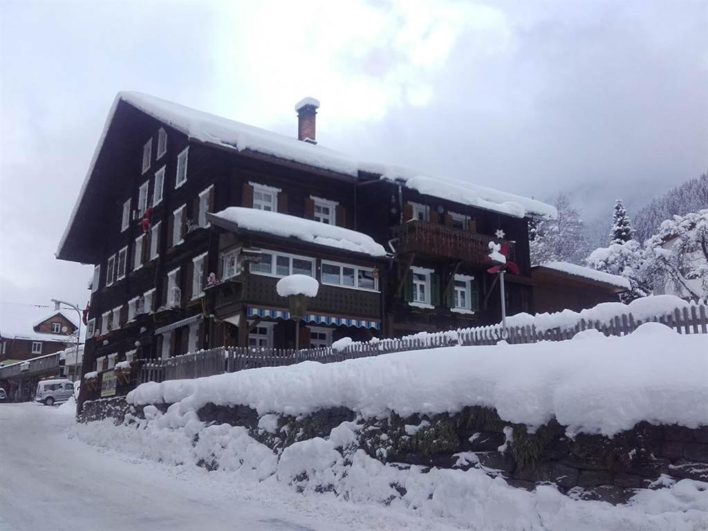 Landhaus-Willi กาชูร์น ภายนอก รูปภาพ